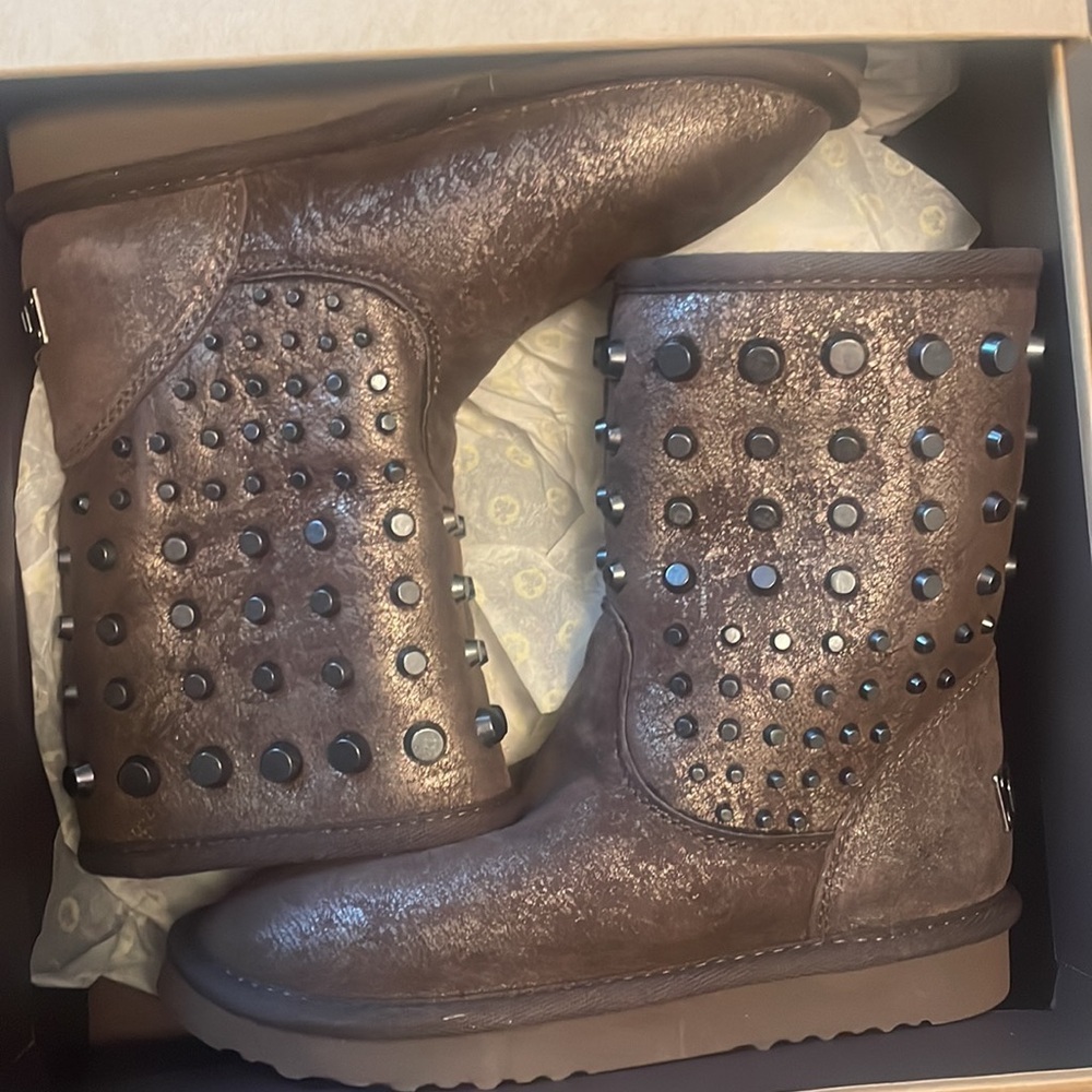 Mou Studded Shearling Lined Brown Boots 36